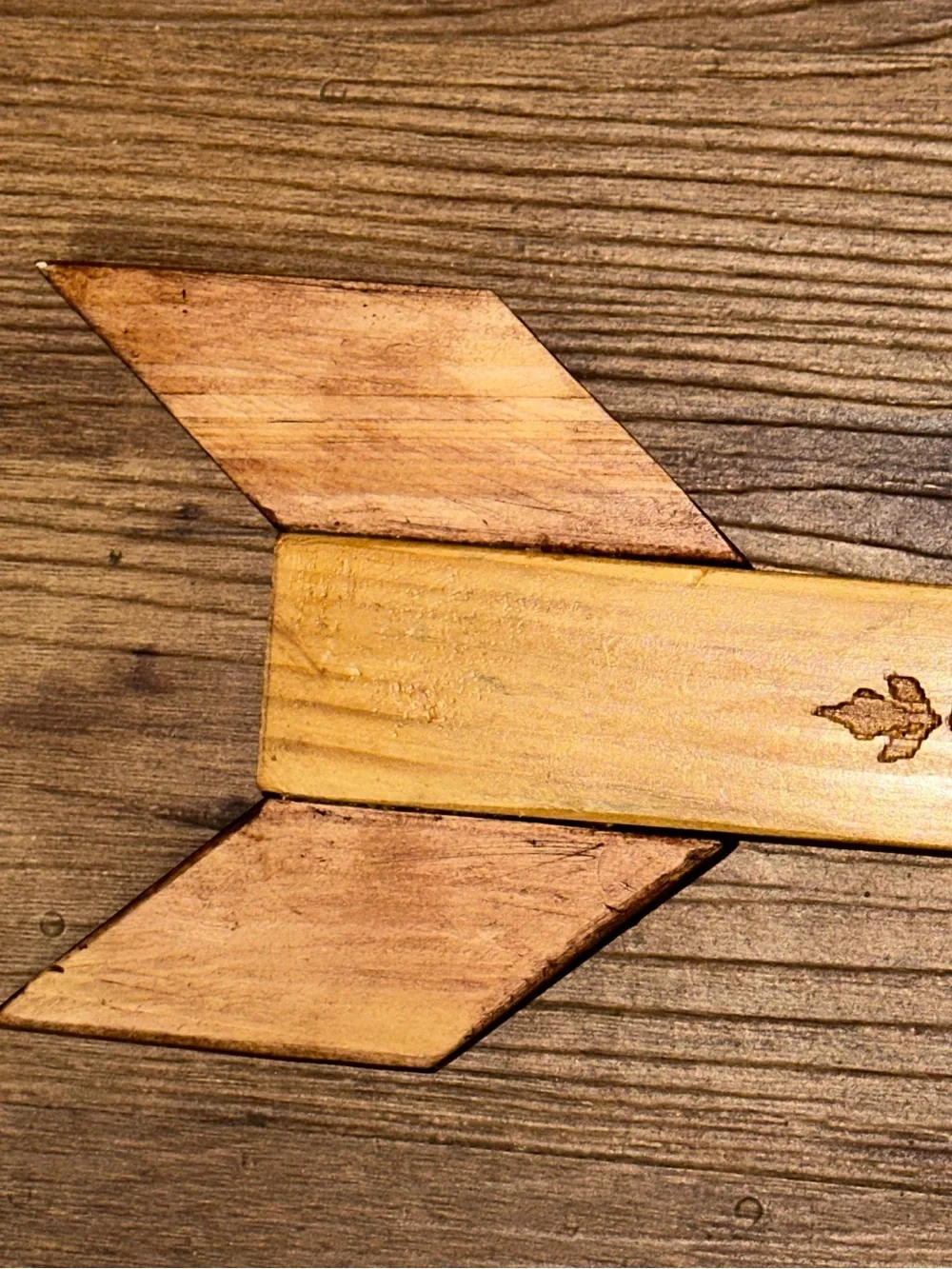 Handcrafted Decorative Wooden Arrow Wall Hanging